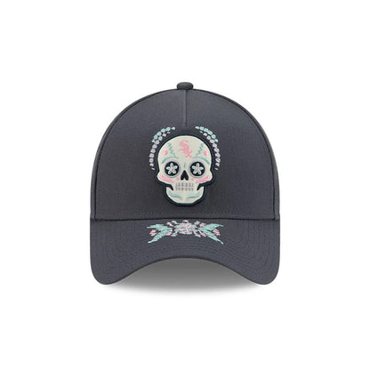 Pictured is this MLB Day Of The Dead Chicago White Sox 9FORTY A-Frame cap in grey. 3