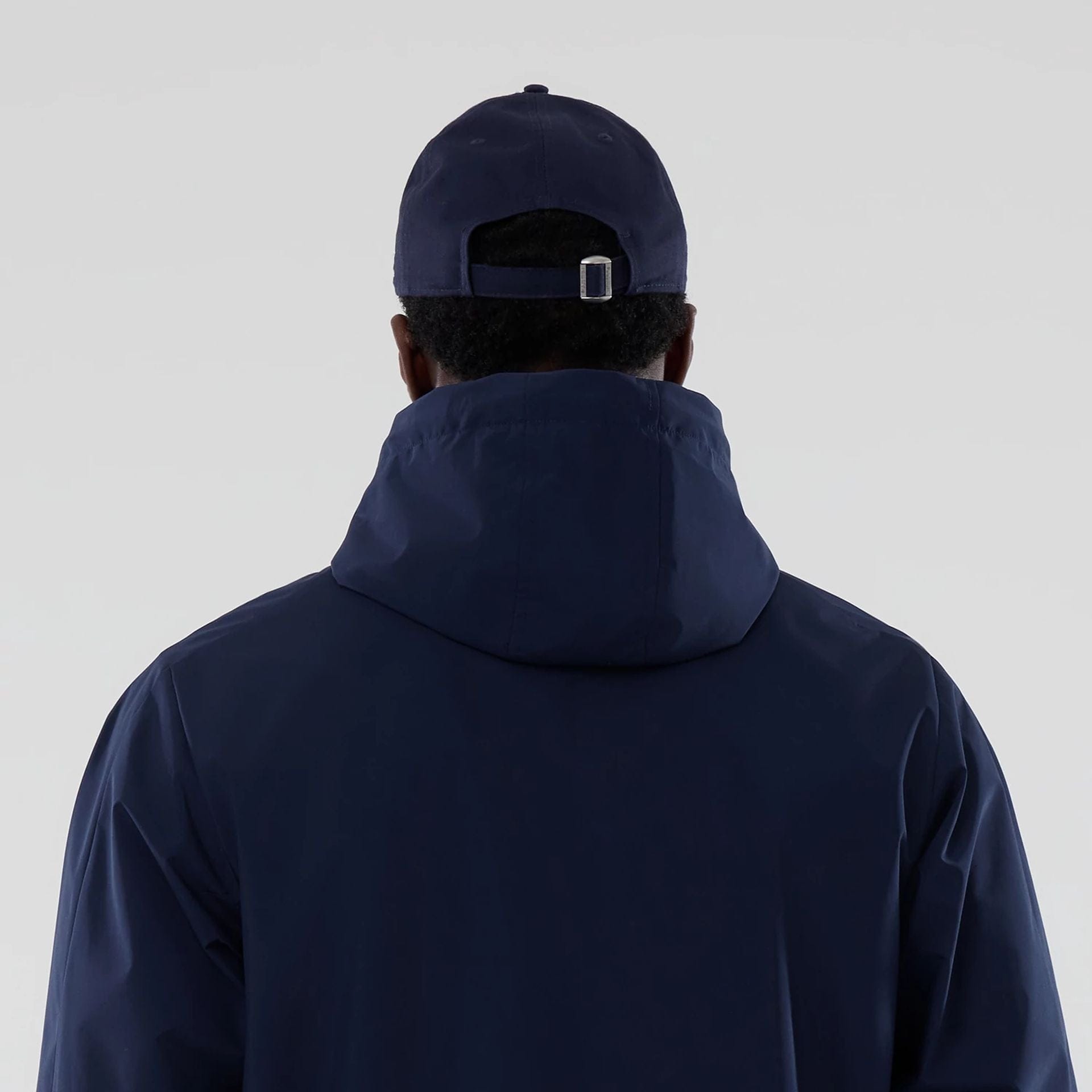 The model is wearing this Atlassian Williams F1 Team Windbreaker Jacket in navy. 6