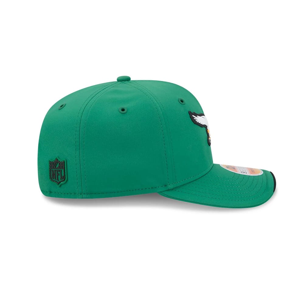 Pictured is this NFL Sideline 2026 Philadelphia Eagles 9SEVENTY Stretch Snap cap in Green. 5