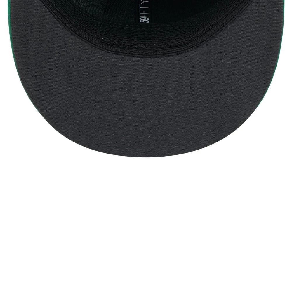 Pictured is this NFL Sideline 2026 Philadelphia Eagles 59FIFTY Fitted cap in Green. 7