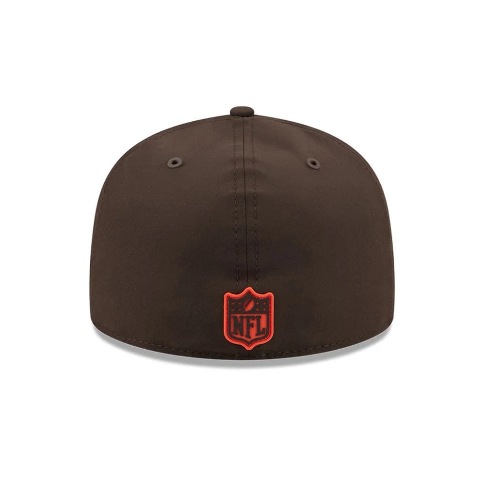 Pictured is this NFL Sideline 2026 Cleveland Browns 59FIFTY Fitted cap in dark brown. 5