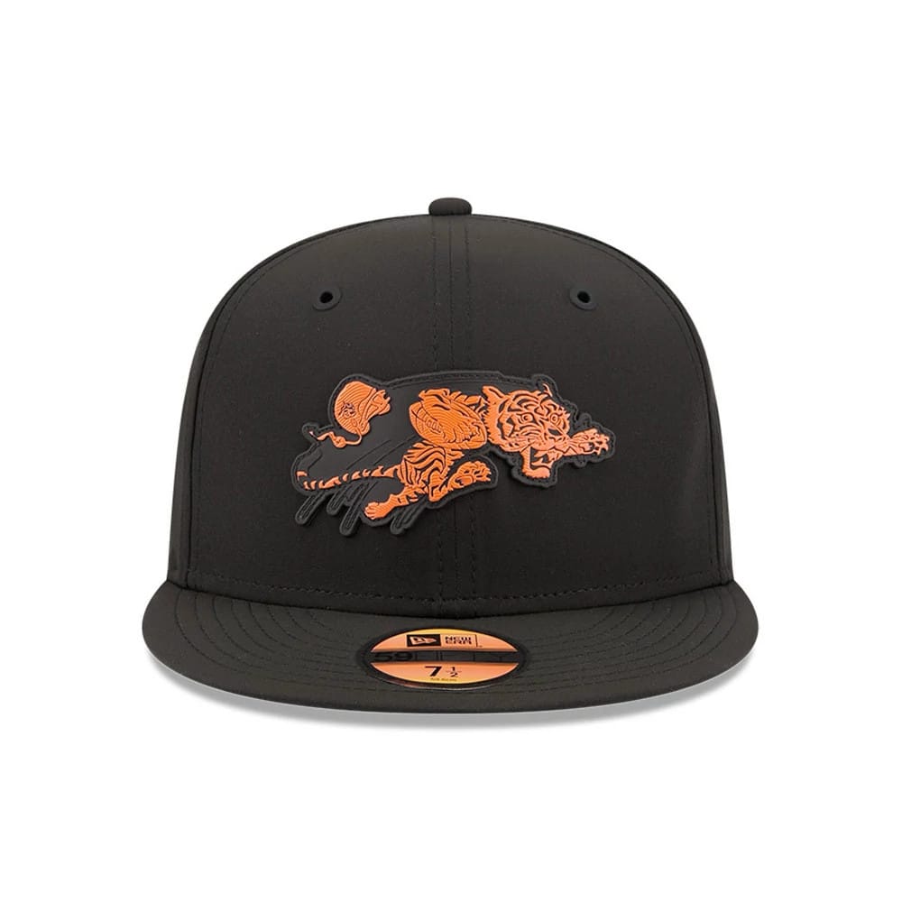 Pictured is this NFL Sideline 2026 Cincinnati Bengals 59FIFTY Fitted cap in black. 2