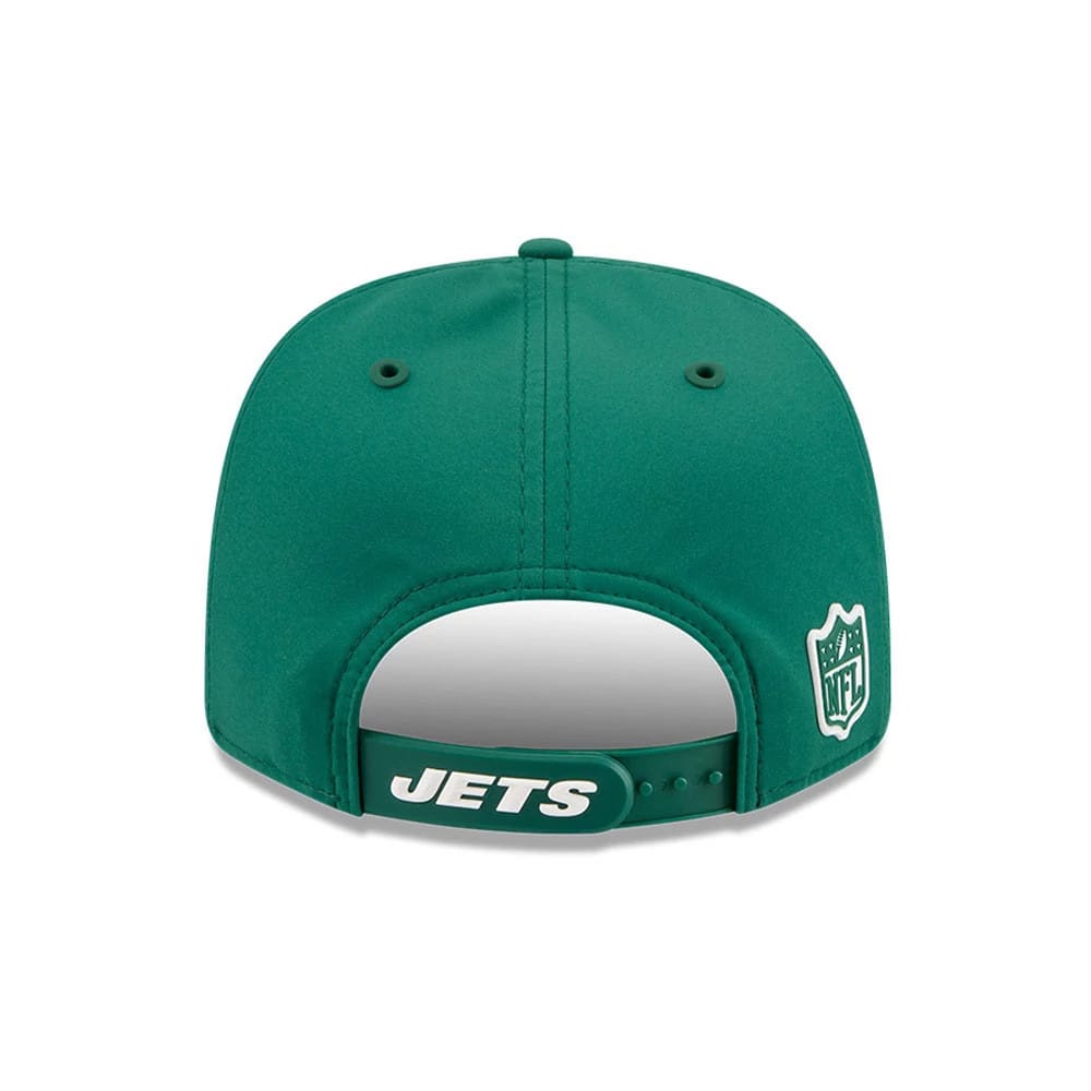 Pictured is this NFL Sideline 2026 New York Jets 9SEVENTY Stretch Snap cap in green. 2