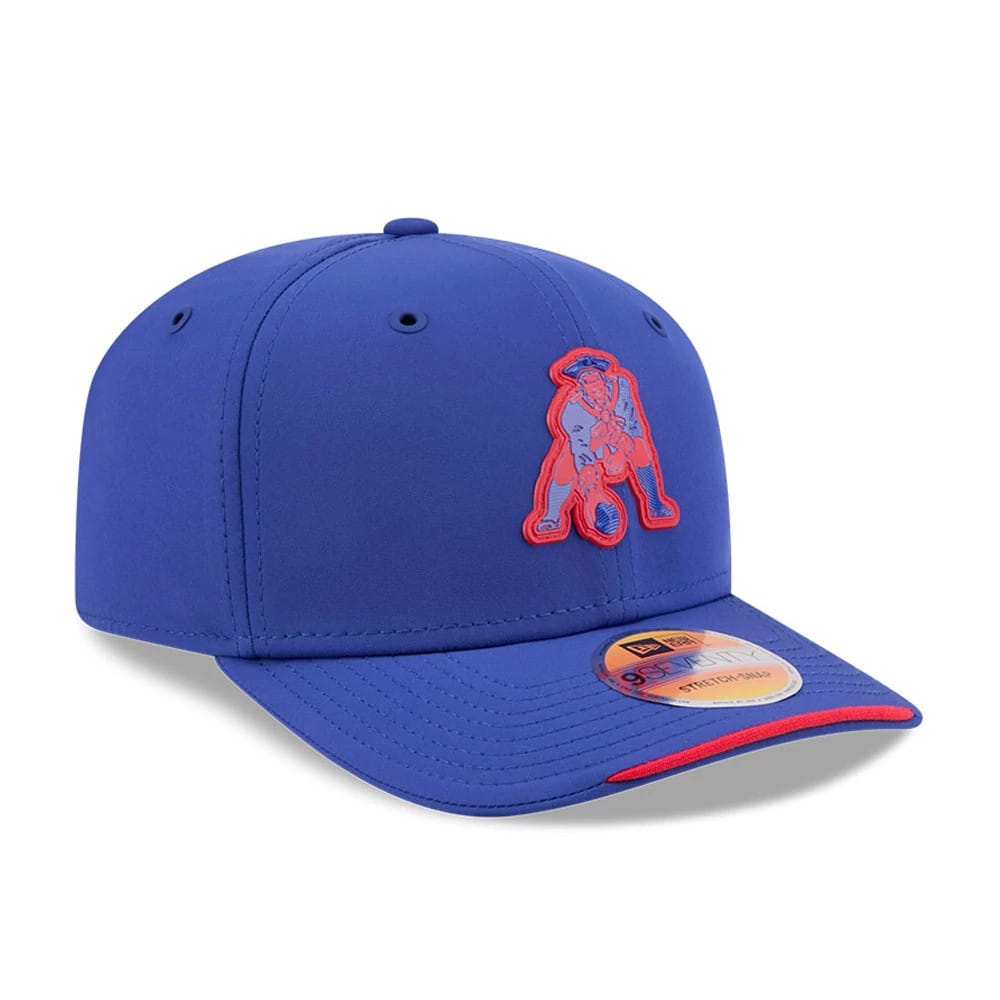 Pictured is this NFL Sideline 2026 New England Patriots 9SEVENTY Stretch Snap cap in blue. 3