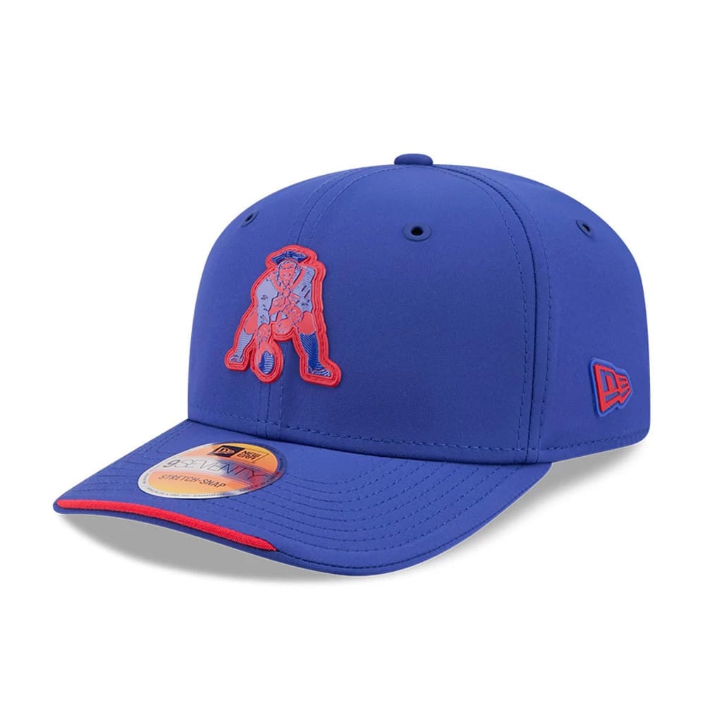 Pictured is this NFL Sideline 2026 New England Patriots 9SEVENTY Stretch Snap cap in blue. 1