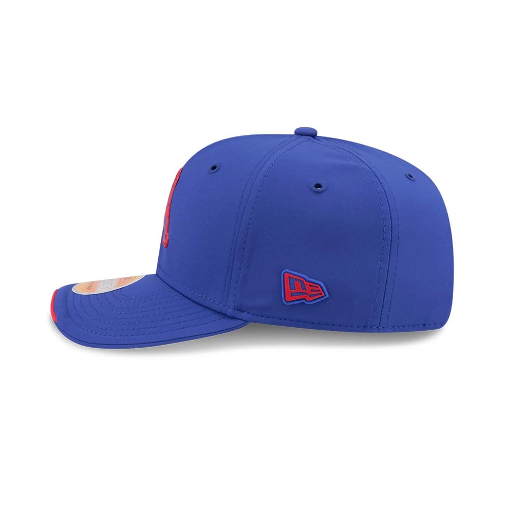 Pictured is this NFL Sideline 2026 New England Patriots 9SEVENTY Stretch Snap cap in blue. 4