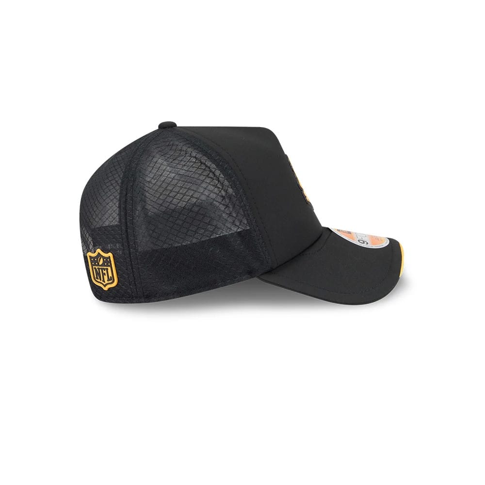 Pictured is this NFL Sideline 2026 Pittsburgh Steelers 9FORTY Apex cap in black. 5