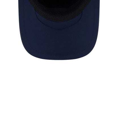 Pictured is this NFL Sideline 2026 New York Giants 9FORTY Apex cap in dark blue. 2