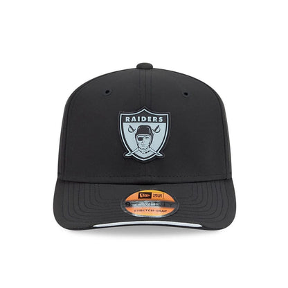 Pictured is this NFL Sideline 2026 Las Vegas Raiders 9SEVENTY Stretch Snap cap in Black. 2