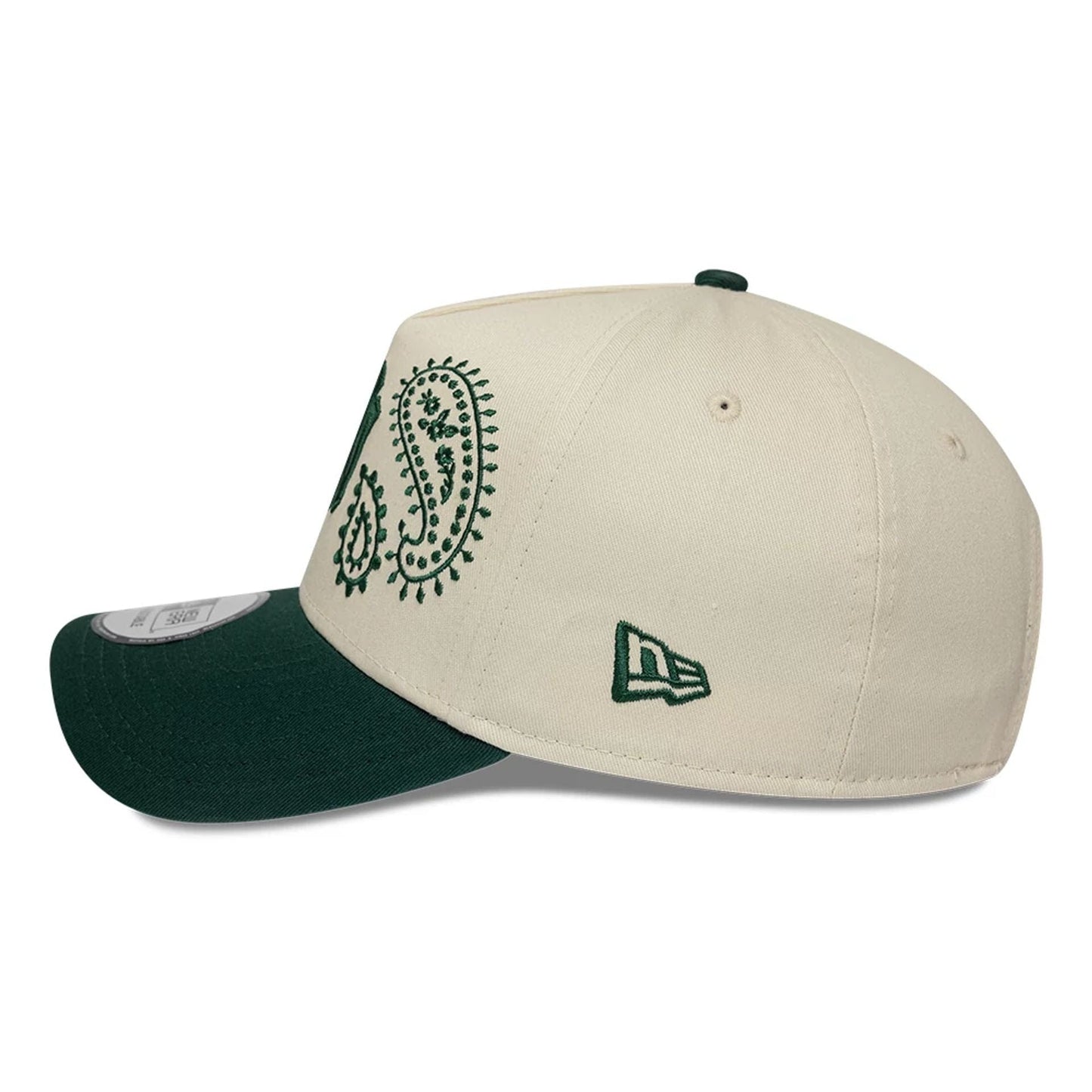 Pictured is this MLB Paisley New York Yankees 9FORTY E-Frame cap in dark green. 5