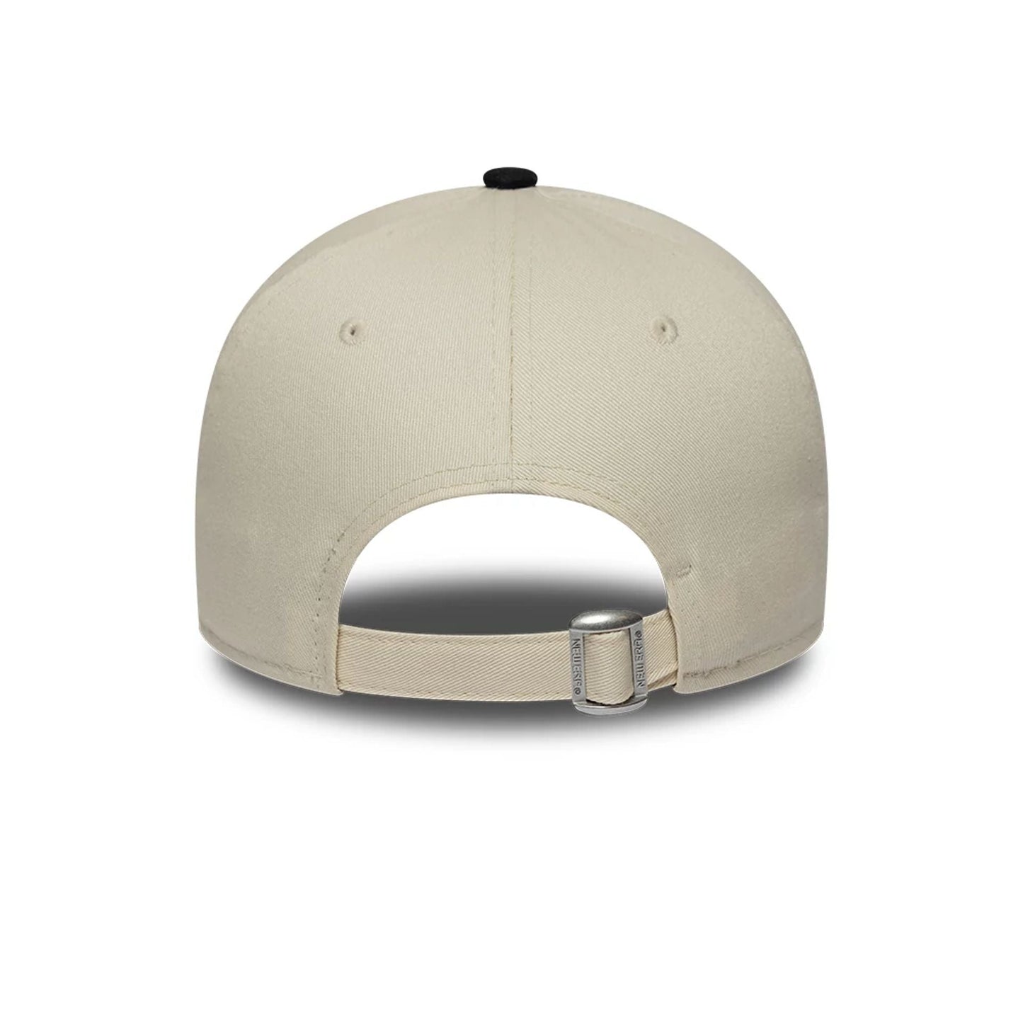 Pictured is this MLB Paisley Chicago White Sox 9FORTY E-Frame cap in black. 6