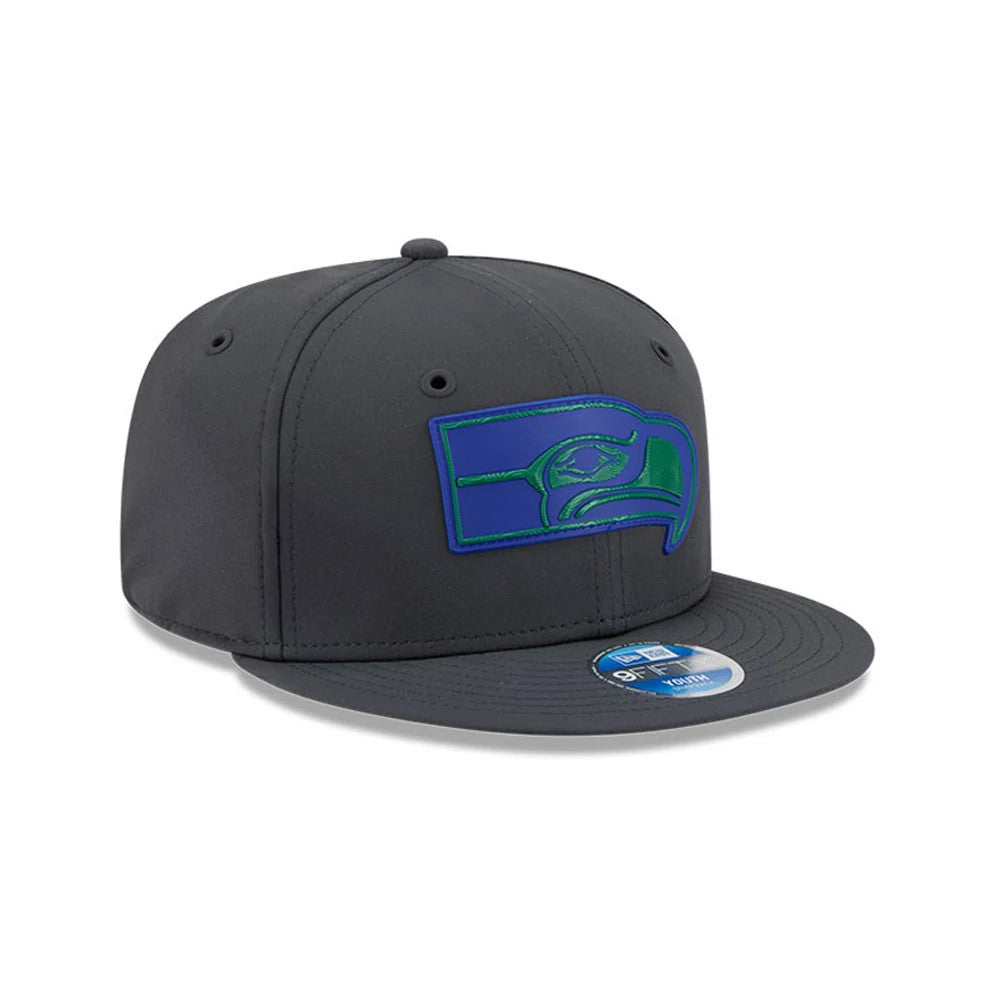 Pictured is this Youth NFL Sideline 2026 Seattle Seahawks 9FIFTY Snapback cap in charcoal. 4