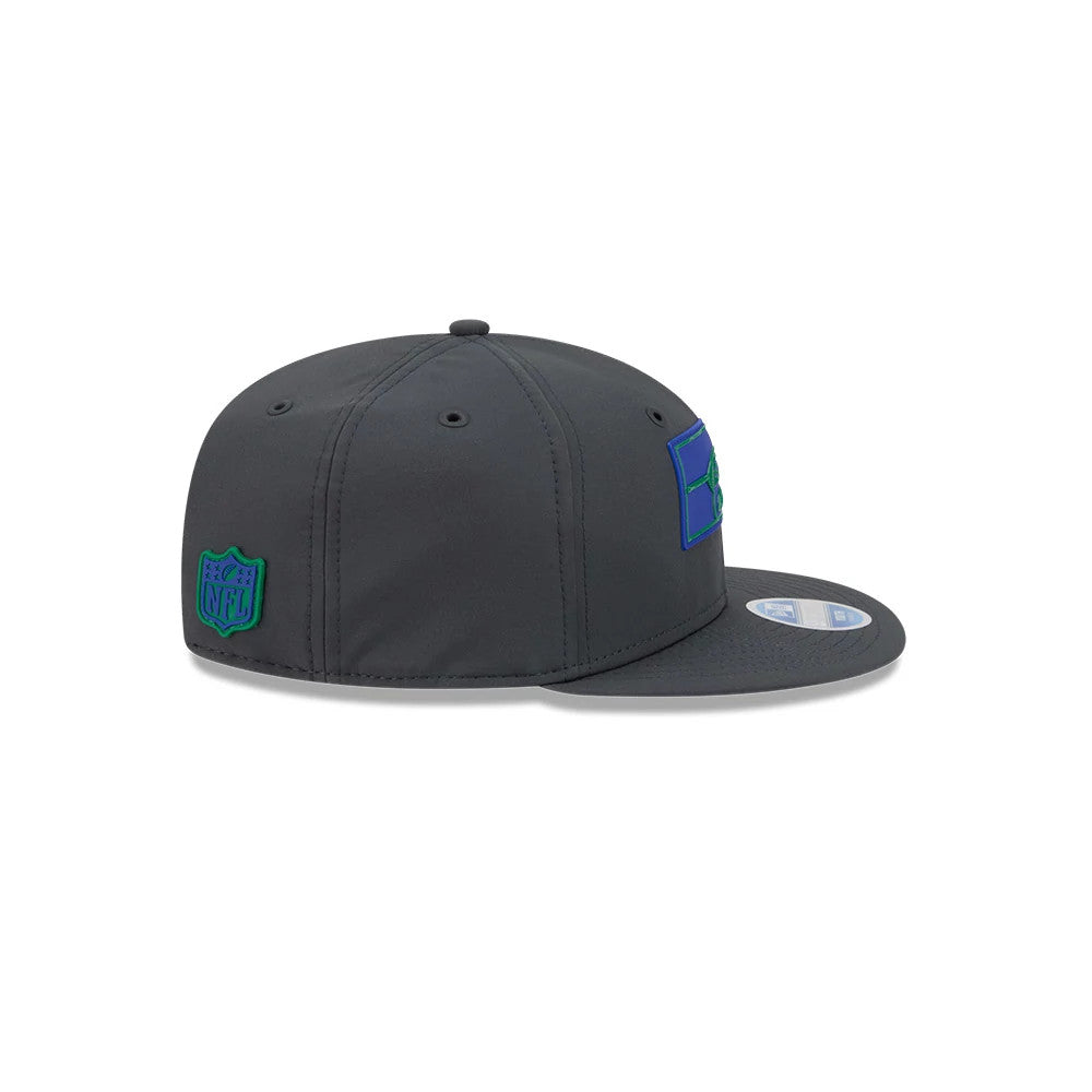 Pictured is this Youth NFL Sideline 2026 Seattle Seahawks 9FIFTY Snapback cap in charcoal. 6