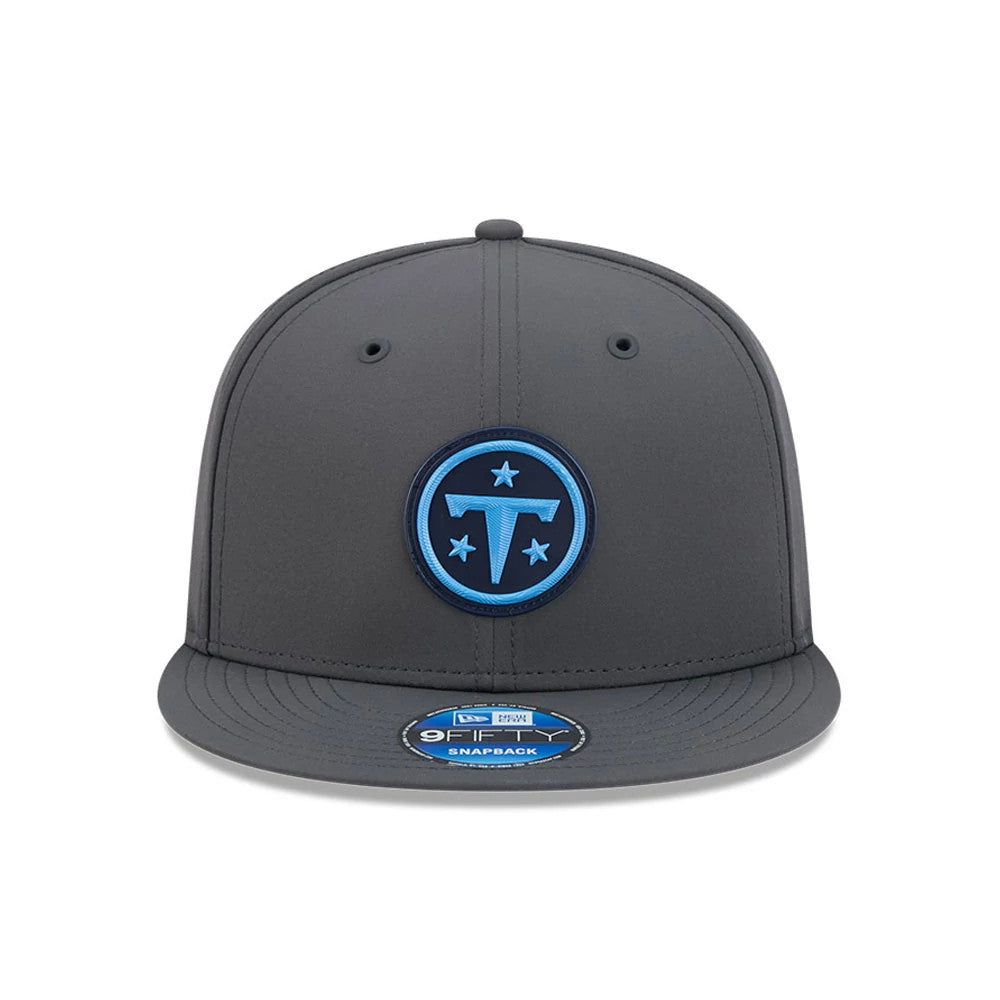 Pictured is this NFL Sideline 2026 Tennessee Titans 9FIFTY Snapback cap in charcoal. 3