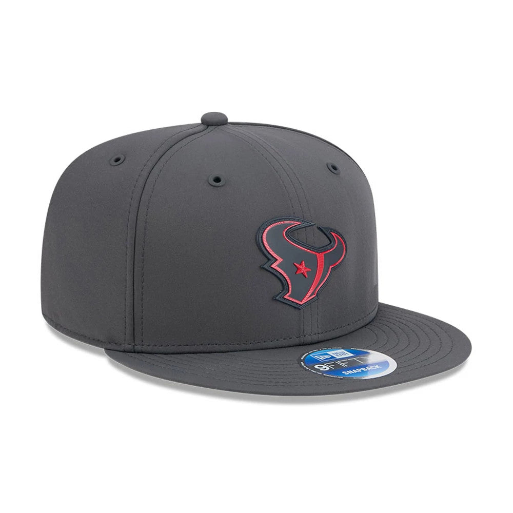 Pictured is this NFL Sideline 2026 Houston Texans 9FIFTY Snapback cap in charcoal. 4