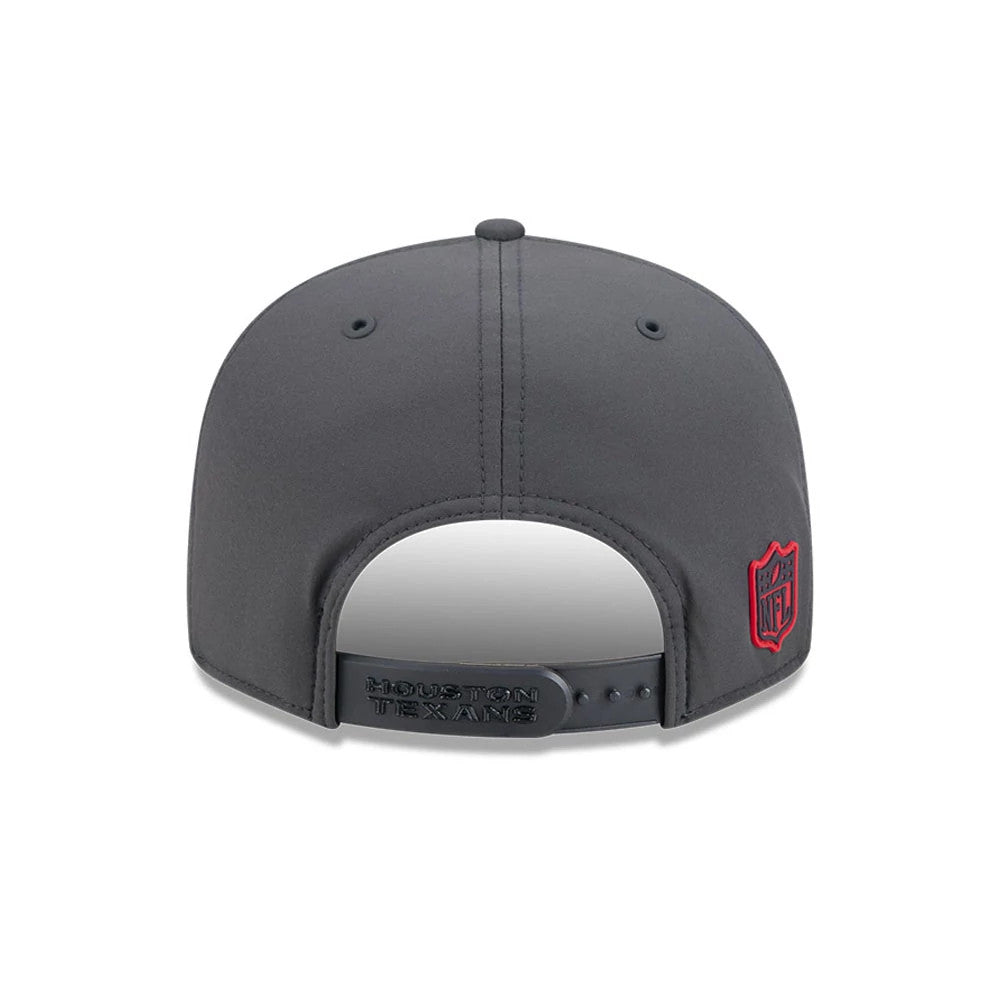 Pictured is this NFL Sideline 2026 Houston Texans 9FIFTY Snapback cap in charcoal. 5