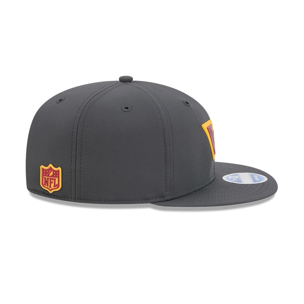Pictured is this NFL Sideline 2026 Washington Commanders 9FIFTY Snapback cap in charcoal. 7