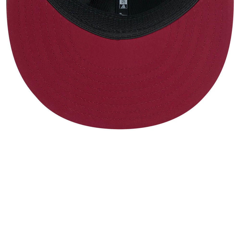 Pictured is this NFL Sideline 2026 Washington Commanders 9FIFTY Snapback cap in charcoal. 2