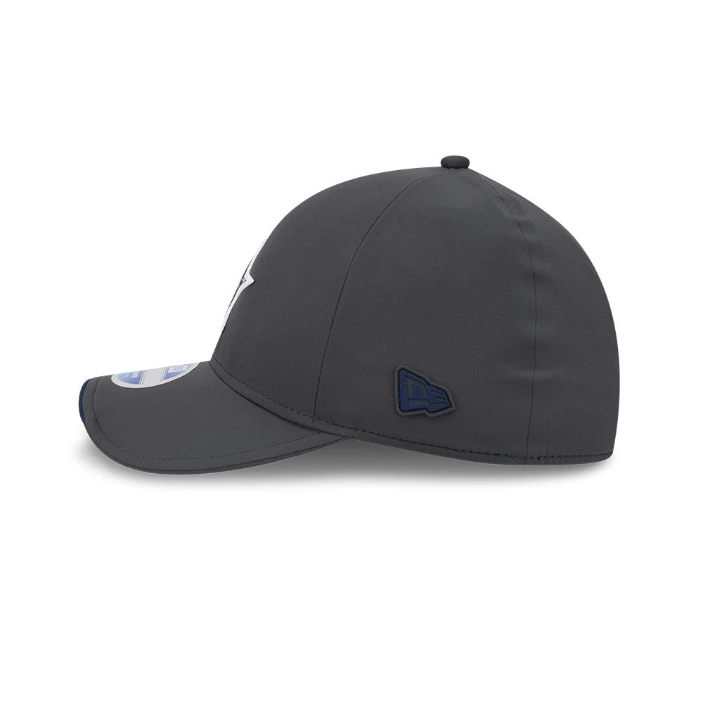 Pictured is this NFL Sideline 2026 Dallas Cowboys 39THIRTY M-Crown Stretch Fit cap in charcoal. 4