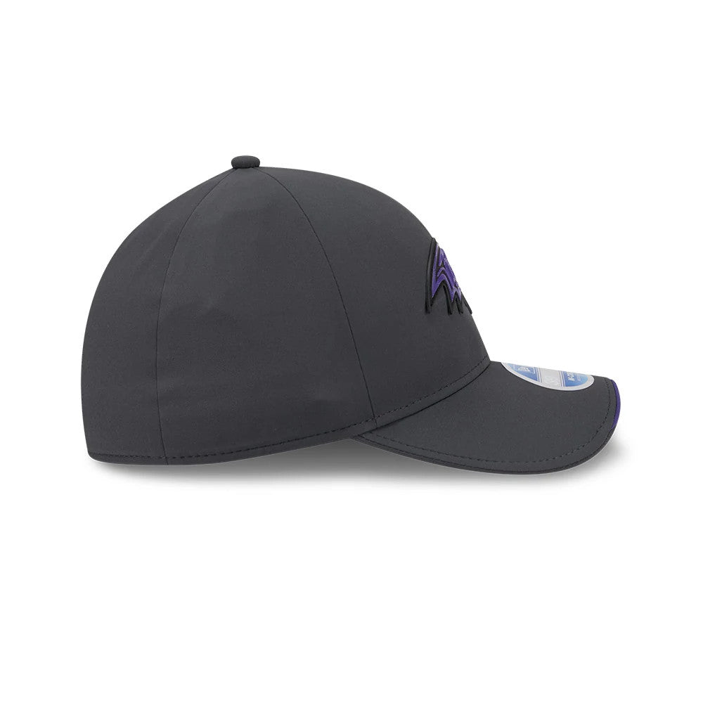 Pictured is this NFL Sideline 2026 Baltimore Ravens 39THIRTY M-Crown Stretch Fit cap in charcoal. 5