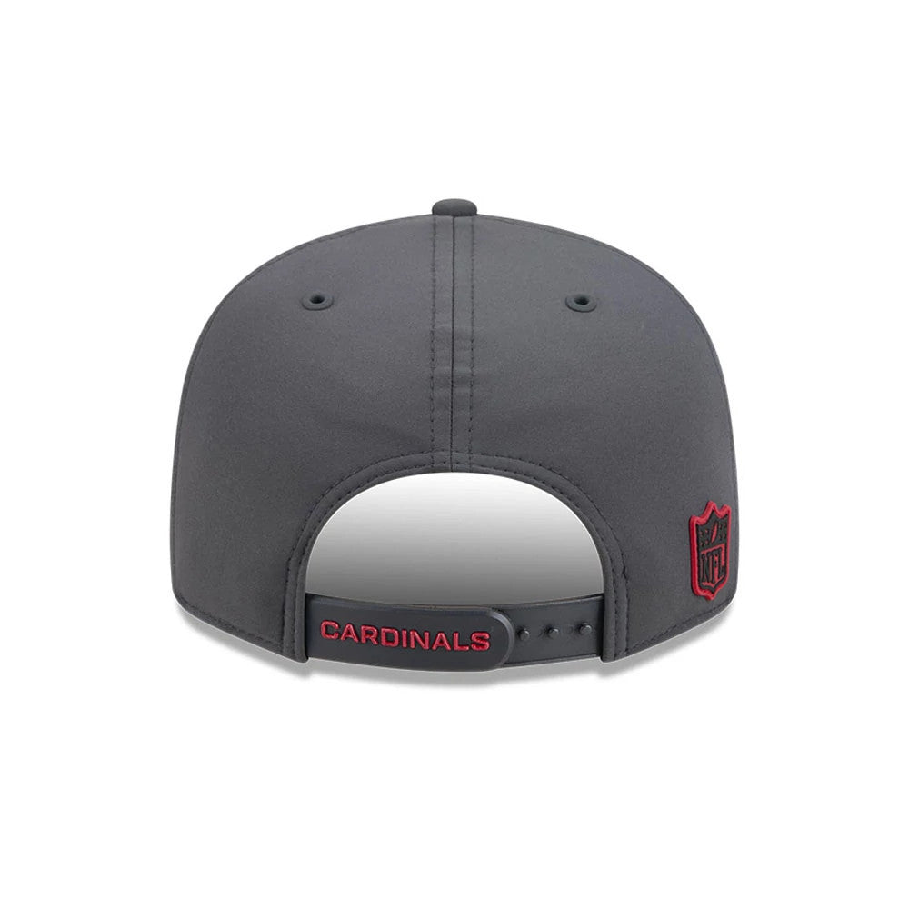 Pictured is this NFL Sideline 2026 Arizona Cardinals 9FIFTY Snapback cap in charcoal. 5
