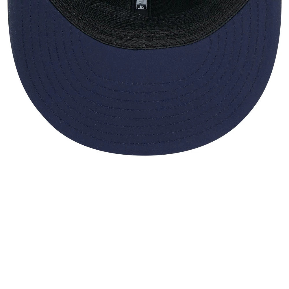 Pictured is this NFL Sideline 2026 Dallas Cowboys 9FIFTY Snapback cap in charcoal. 2
