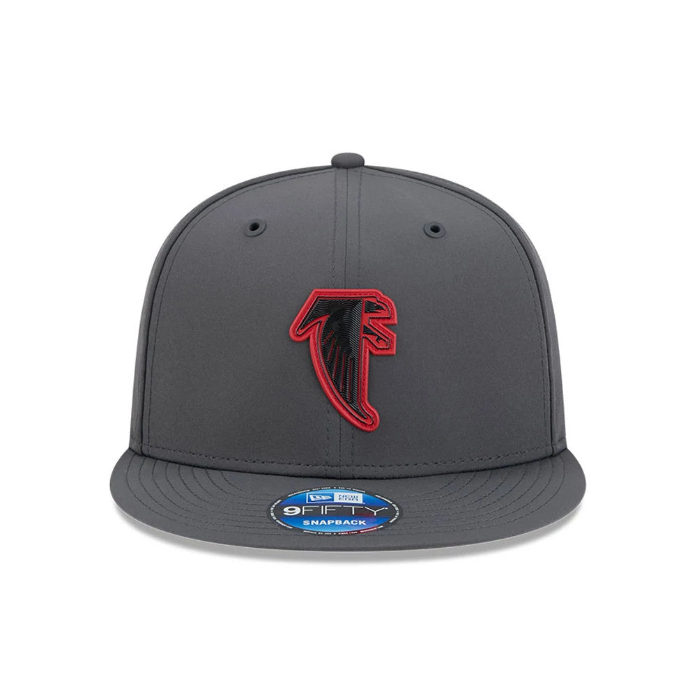 Pictured is this NFL Sideline 2026 Atlanta Falcons 9FIFTY Snapback cap in charcoal. 3