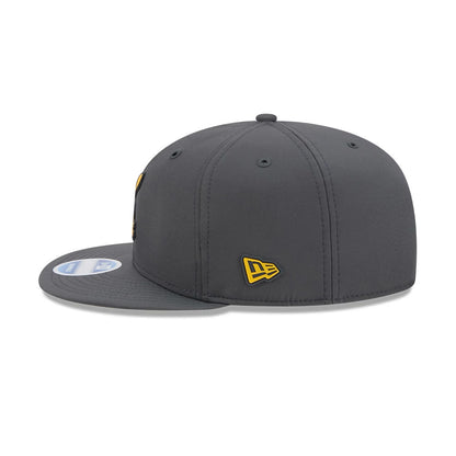 Pictured is this NFL Sideline 2026 Pittsburgh Steelers 9FIFTY Snapback cap in charcoal. 6