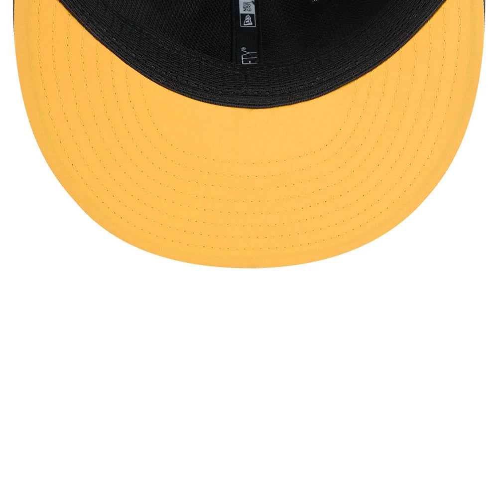 Pictured is this NFL Sideline 2026 Pittsburgh Steelers 9FIFTY Snapback cap in charcoal. 2