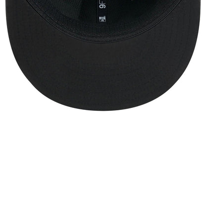 Pictured is this NFL Sideline 2026 Seattle Seahawks 9FIFTY Snapback cap in charcoal. 2