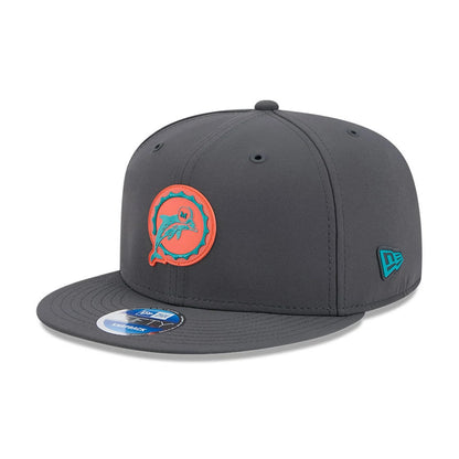 Pictured is this NFL Sideline 2026 Miami Dolphins 9FIFTY Snapback cap in charcoal. 1