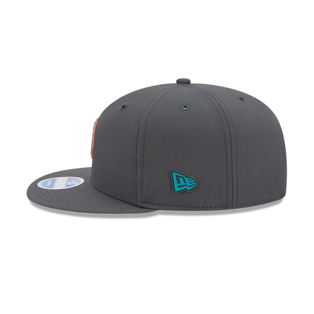 Pictured is this NFL Sideline 2026 Miami Dolphins 9FIFTY Snapback cap in charcoal. 6