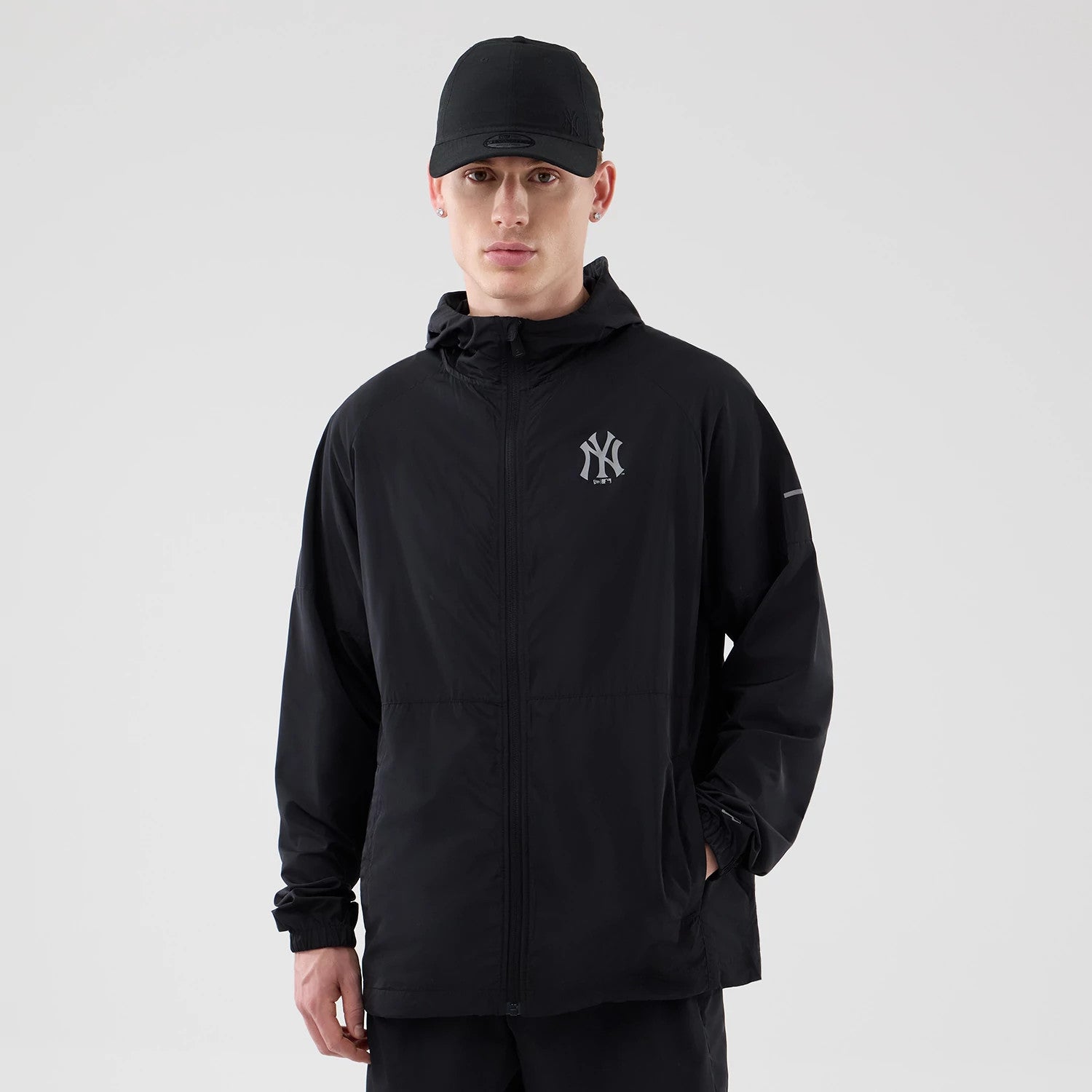 MLB Core Plus Windbreaker New York Yankees Black Jacket | NEC EU