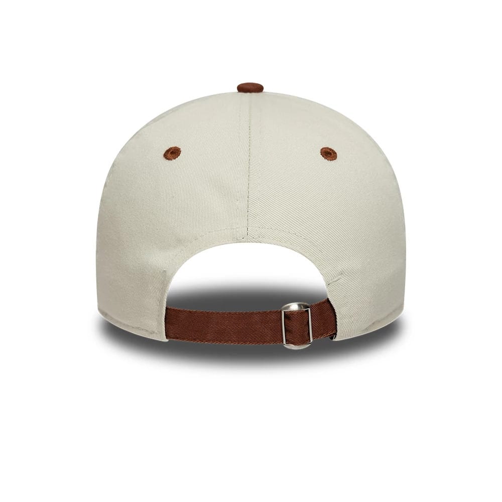 Pictured is this Moto Guzzi wordmark 9TWENTY cap in brown. 5