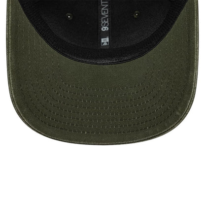 Pictured is this Moto Guzzi Logo 9SEVENTY Stretch Snap cap in green. 5