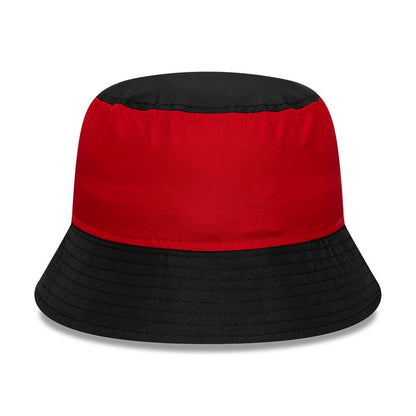 Pictured is this Youth Stade Toulousain Stade Toulousain Bucket hat in black. 4