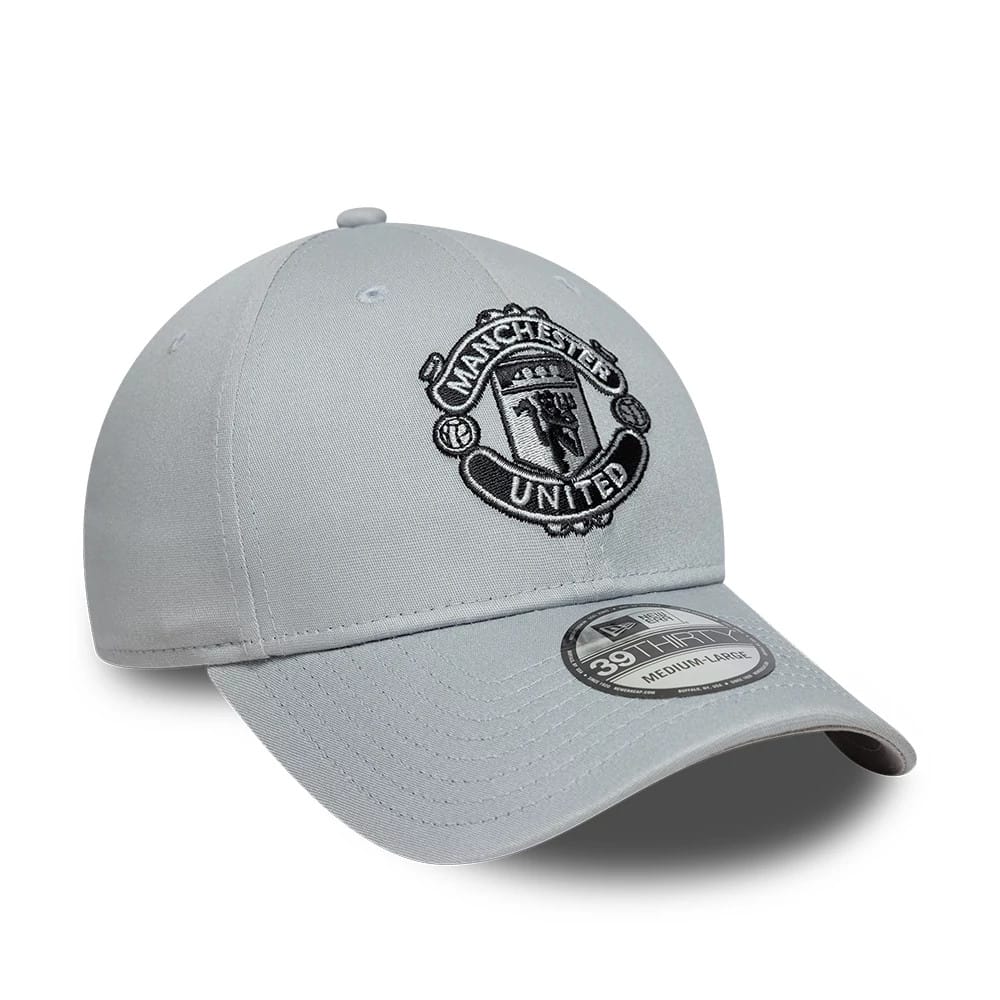 Pictured is this Manchester United FC 39THIRTY Stretch Fit cap in grey. 3