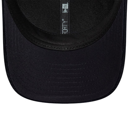 Pictured is this Chelsea FC Cord 9FORTY M-Crown cap in navy. 5