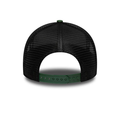 Pictured is this Manchester United FC 9FORTY A-Frame Trucker cap in dark green. 4