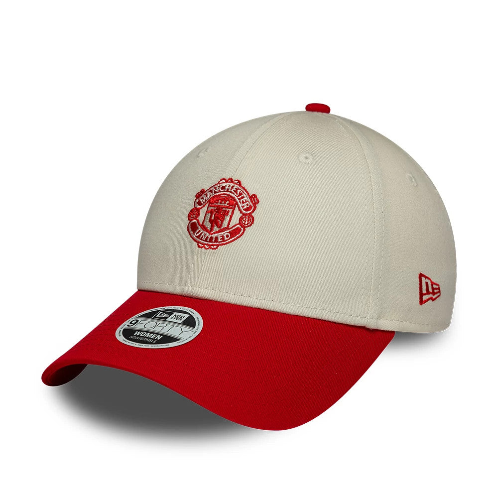 Pictured is this Womens Manchester United FC 9FORTY cap in cream & red. 1