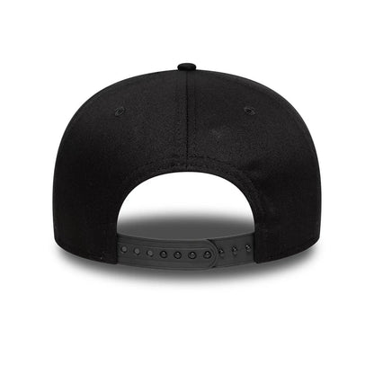 Pictured is this Vespa 9SEVENTY Stretch Snap cap in black. 5