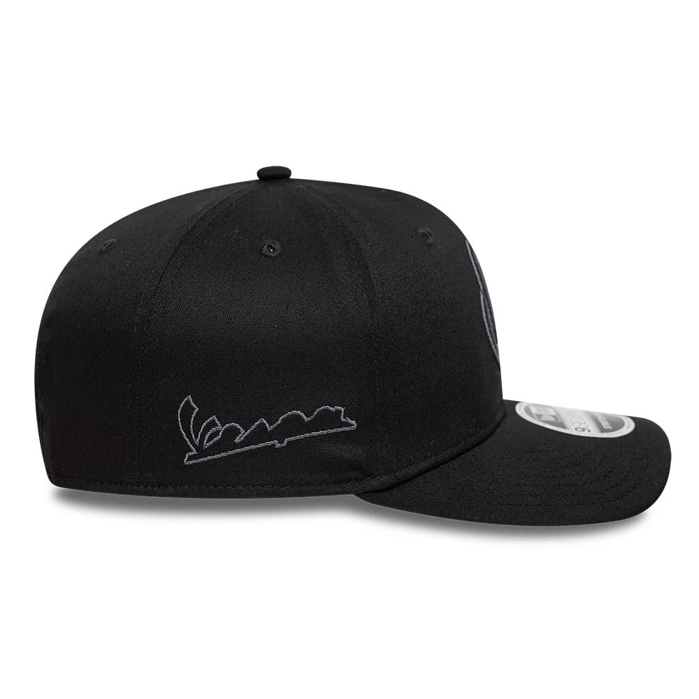 Pictured is this Vespa 9SEVENTY Stretch Snap cap in black. 4