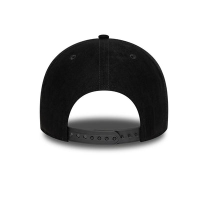 Pictured is this Aston Villa FC Faux Suede 9FORTY M-Crown cap in black. 4