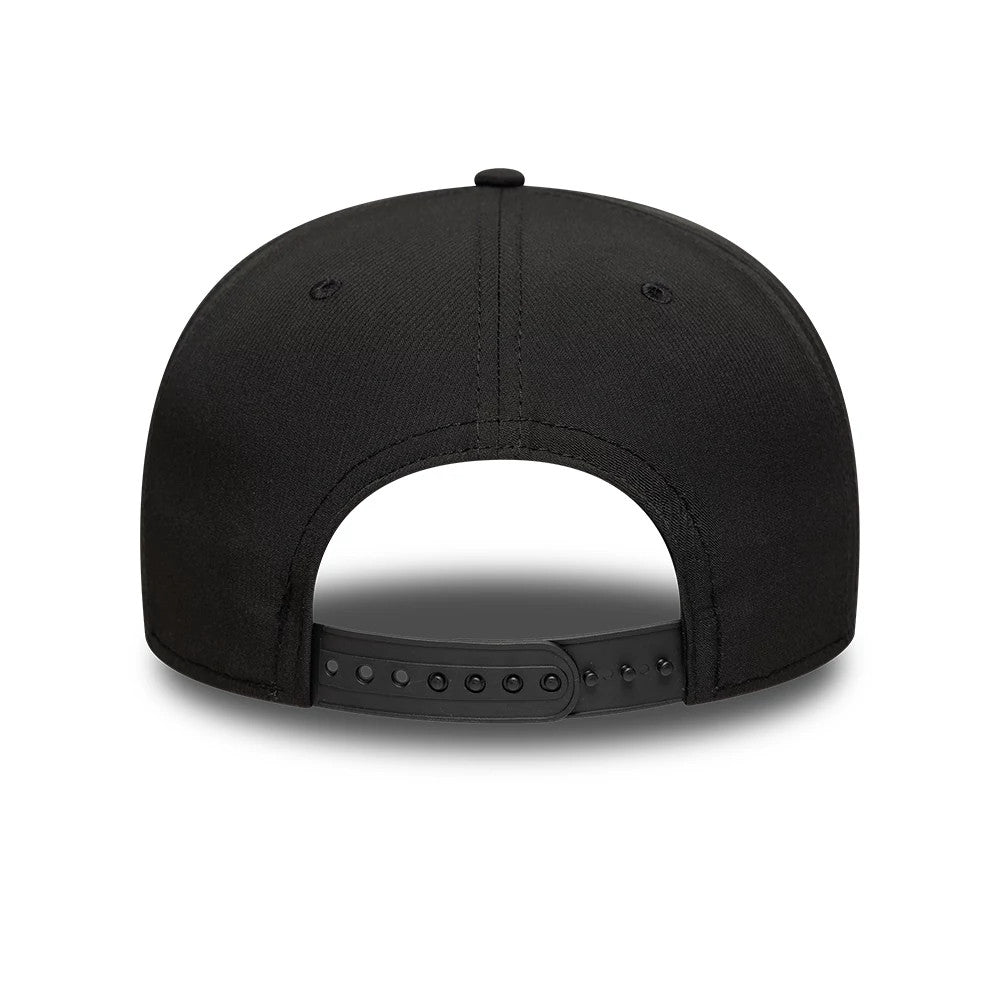 Pictured is this Stade Toulousain Gradient Stade Toulousain 9SEVENTY Stretch Snap cap in black. 4