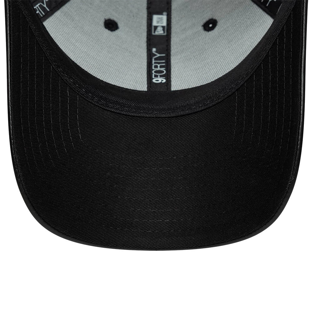 Pictured is this AC Milan PU 9FORTY cap in black. 5