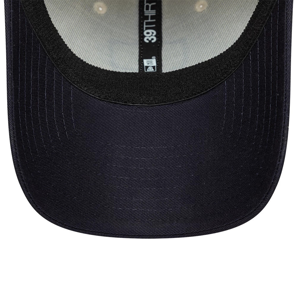 Pictured is this AS Roma 39THIRTY Stretch Fit cap in cream & black. 5
