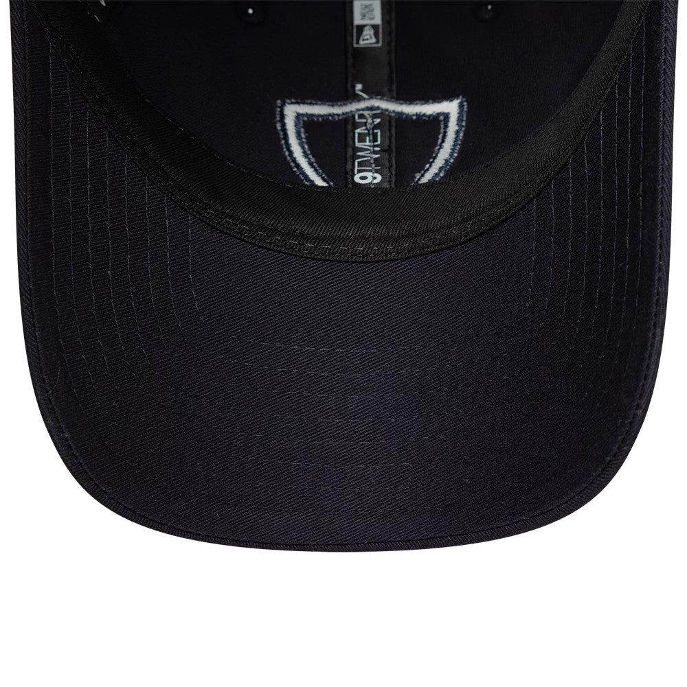 Pictured is this Tottenham Hotspur FC 96 Kit 9TWENTY cap in navy. 5