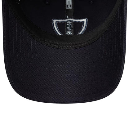 Pictured is this Tottenham Hotspur FC 96 Kit 9TWENTY cap in navy. 5