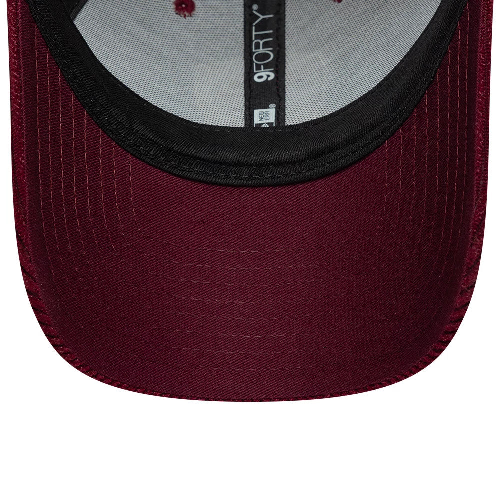 Pictured is this AS Roma Fleck Cord 9FORTY cap in dark red. 5