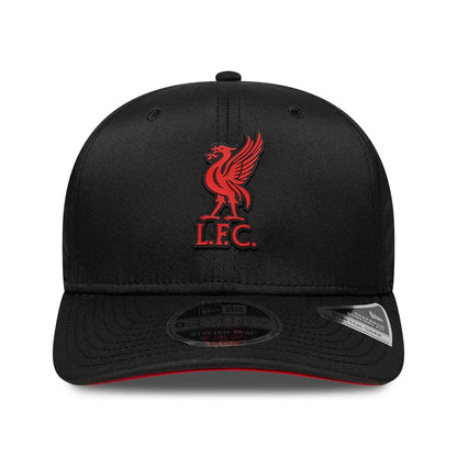 Pictured is this Liverpool FC Gradient 9SEVENTY Stretch Snap cap in black. 3